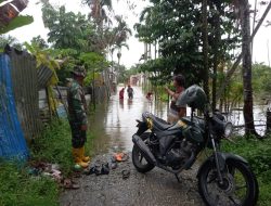 Babinsa Kel Pematang Kapau Serma Asikin mengimbau kepada seluruh warga yang tinggal di daerah Bantaran Sungai Sail untuk lebih waspada terhadap Cuaca Ekstrim